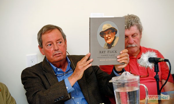 Showing the biography of Art